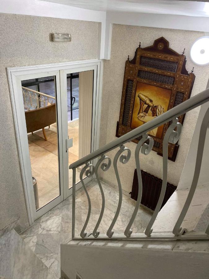 Hotel Le Calife Tunis Exterior photo