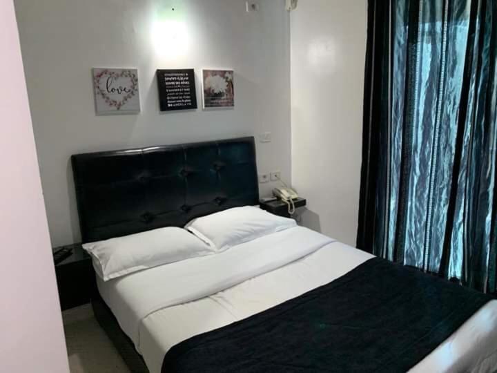 Hotel Le Calife Tunis Exterior photo